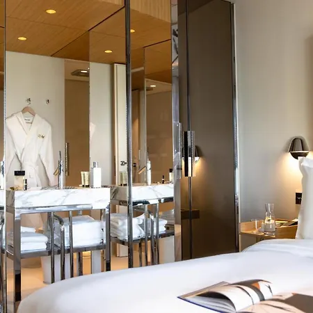 M Hotel