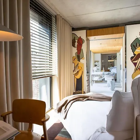 M Hotel